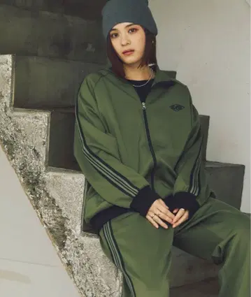 캉골 스포츠 트랙 자켓 카키 LL