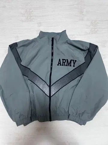 IPFC 트레이닝 자켓 미군 US ARMY 사이즈 M 숏