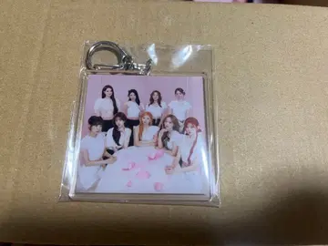 NiziU 아크릴 키링 즉시 구매