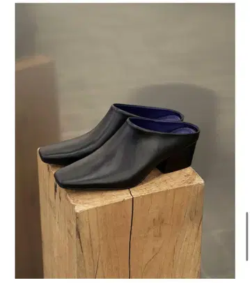 Todayful Squaretoe Leather Sabot 37