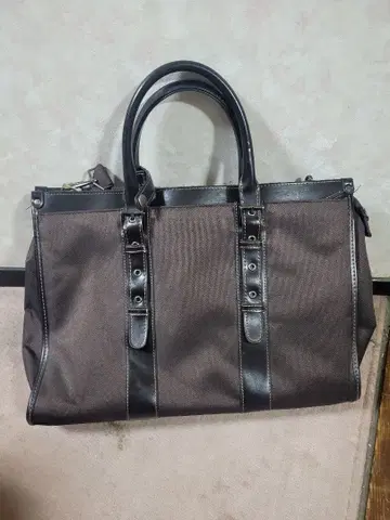 브라운 비즈니스 백 중형