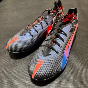 PUMA 울트라 6 카본 리렌트리스 FG 27cm 축구 스파이크
