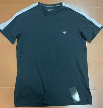 EMPORIO ARMANI 티셔츠 M