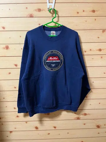 네이비 트레이닝복 자수 fruit of the room