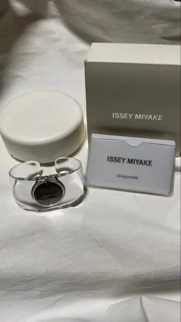 손목시계 ISSEI MIYAKE