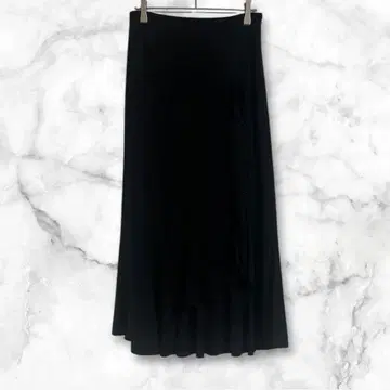 프릴 롱 스커트 블랙 M 일본제 세련된 성숙 큐트 무지