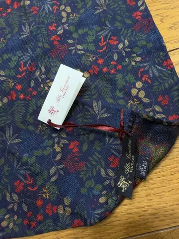 새상품 앳반누치 치프 택, 상자 포함