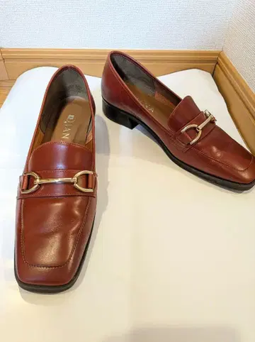 DIANA 스탠다드 로퍼