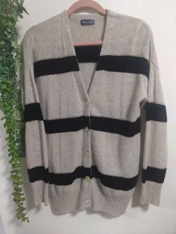 [Biork 비요르크] 캐시미어 100% 가디건