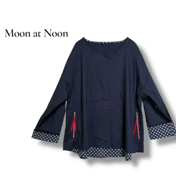 [ Moon at Noon ] M 7부 소매 네이비 상의