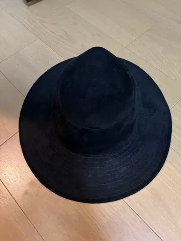 블랙 펠트 넓은 챙 햇