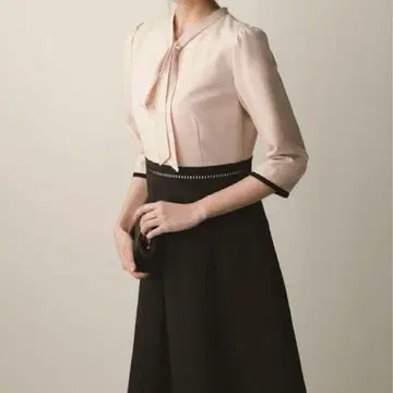 아푸와이저 리셰 펄 보타이 원피스