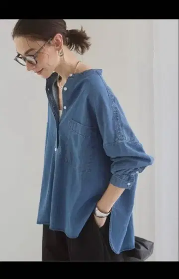 ANGIE 오버 사이즈 밴드 카라 데님 셔츠