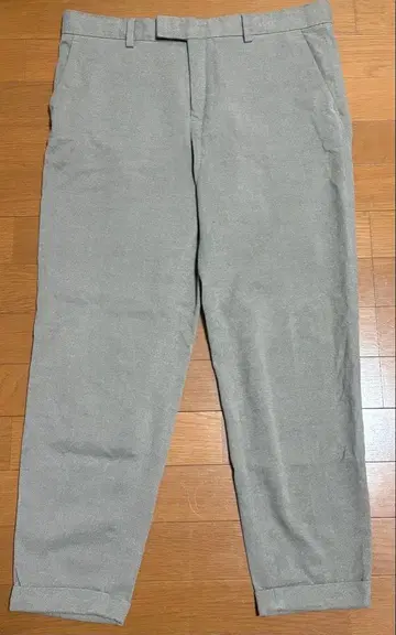 H&M 베이지 슬랙스 팬츠 안감 부착