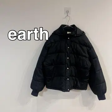 어스뮤직에코로지 아우터 블랙 다운 자켓 후드 부착