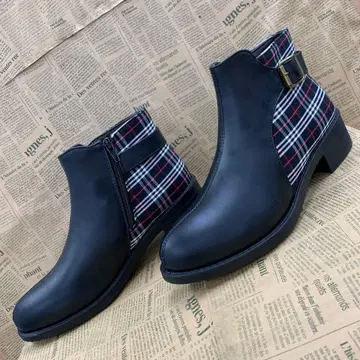 새상품 여성용 L 사이즈 경량 발수 격자 무늬 숏부츠 블랙 9862