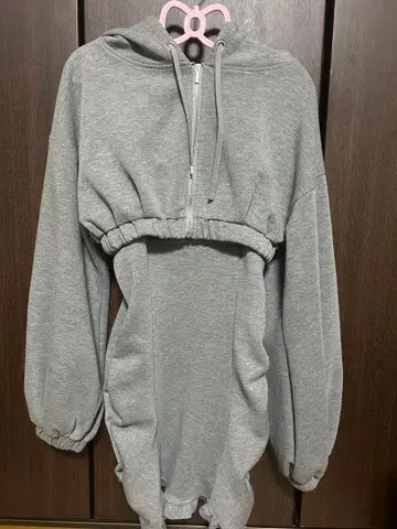 bubbles 그레이 후드 부착 맨투맨 원피스