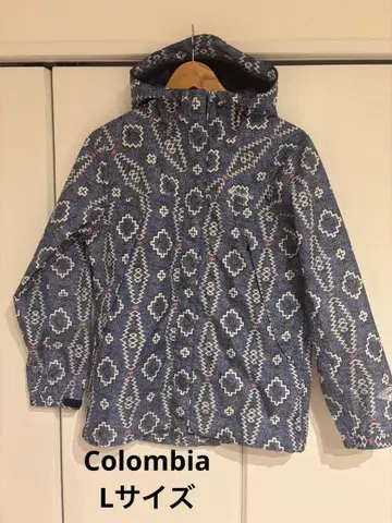 컬럼비아 블루 계열 기하학 패턴 점퍼