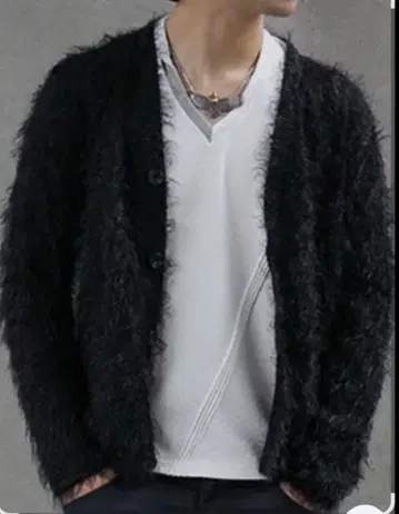 토네이도 마트 가디건