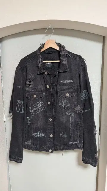 ZARA 블랙 데님 자켓