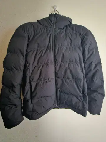 UNIQLO 다운 자켓 블랙