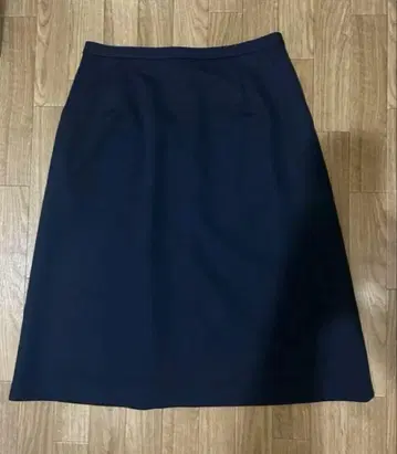 셀러리 타이트 스커트 사무복