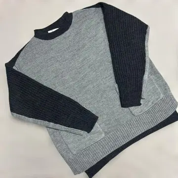 [ 미사용 새상품 ] CUBE SUGAR evo 절개 니트 스웨터 M