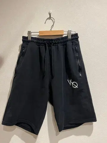 VANQUISH 블랙 숏팬츠 M