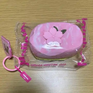 mellojoy 스퀴즈 반숙 치즈 벚꽃 그림자