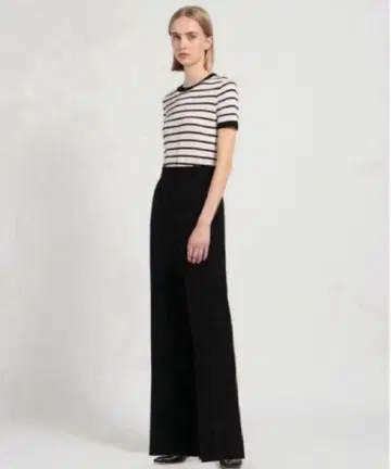 [ 새상품급 ] Theory 와이드 팬츠 블랙 깔끔한 사이즈 0