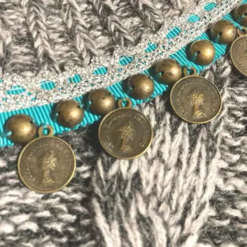 [비쥬] 골드 케이블 니트 고져스 가디건 큼직한 동양인 티티카카