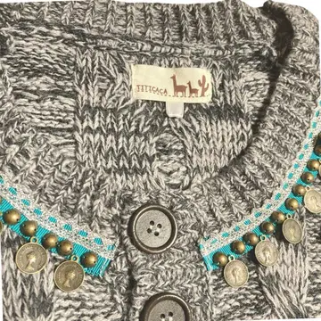 [비쥬] 골드 케이블 니트 고져스 가디건 큼직한 동양인 티티카카