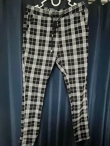 인기 아담스 저글러 블랙 화이트 체크 스키니 팬츠