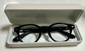 JINS 보스턴형 블랙 안경 케이스 포함