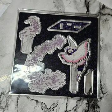 귀멸의 칼날 코쵸우 시노부 아크릴 스탠드