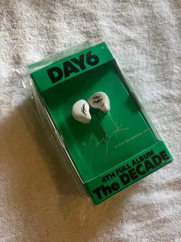 DAY6 The DECADE [In-Ear Earphones ver.]