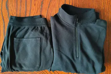 유니클로 하프 지퍼 트레이닝복 맨투맨 팬츠