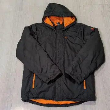 언더아머 충전솜 점퍼 사이즈 XL