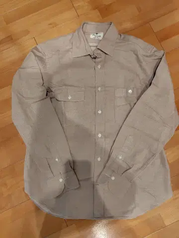 지아네토 베이지 긴팔 셔츠 포켓 부착