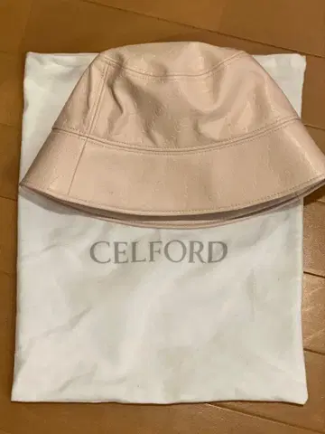 CELFORD 핑크 버킷햇 프리 사이즈 수납 가방 포함