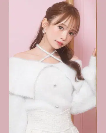 미셸 마카롱 michellMacaron 샤기 니트탑