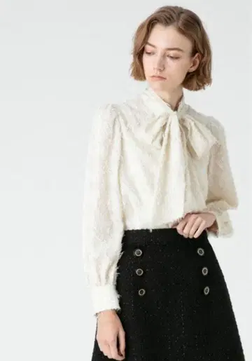 LOULOU WILLOUGHBY 체크 자카드 리본 블라우스