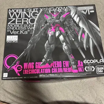 MG 윙건담 제로 EW Ver.Ka 리서큘레이션 컬러