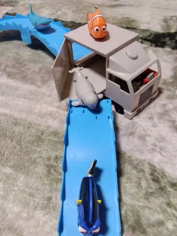 파인딩 도리 파타파타 피쉬