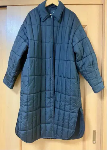 새상품급 ZARA 자라 스탠 칼라 퀼팅 롱 코트 블랙 루즈핏