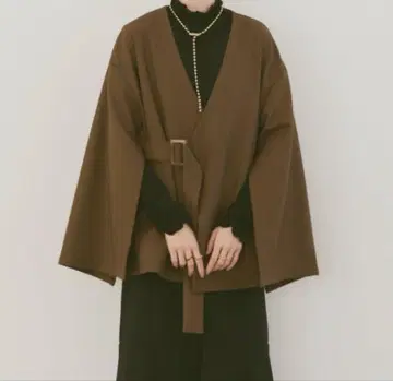 moi tytto 소매 버튼 벨트 포함 자켓