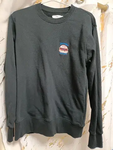 graniph 블랙 맨투맨 트레이닝복