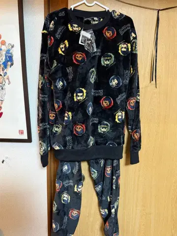 골든 카무이 돈키호테 콜라보 모코모코 룸웨어 미착용 새상품 L 사이즈