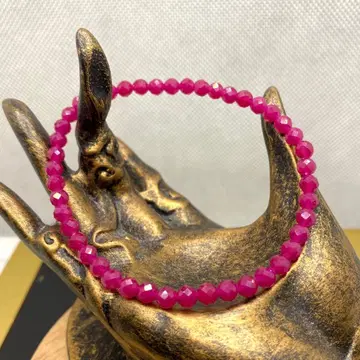 4mm 반짝이는 컷 루비 팔찌