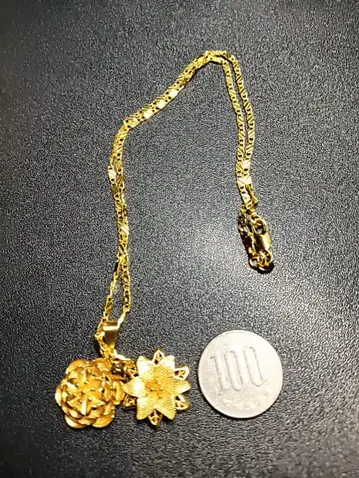 18금 gp 골드 꽃 모티브 목걸이